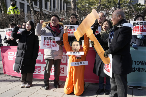 South Korean leader Yoon attends court for his criminal trial hearing