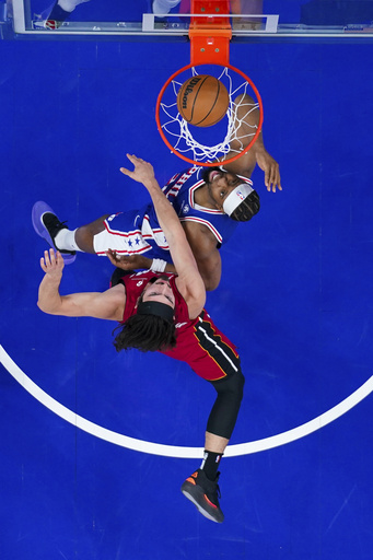 Tyler Herro leads Heat with 30 points in 108-101 victory over 76ers