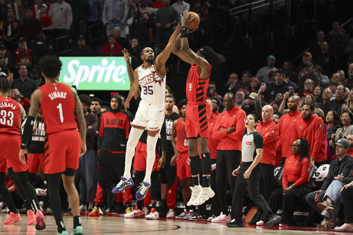 Ayton powers Trail Blazers to 121-119 victory over Suns, clinching fourth consecutive win