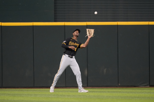 Michael A. Taylor and the White Sox finalize a $1.95 million, one-year deal, according to an AP source.