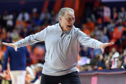 Michigan State’s Tom Izzo surpasses Bob Knight for the highest Big Ten coaching victories.