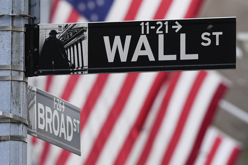 Stock Market Update: Walmart’s Decline Drags Wall Street Down, Dow Falls by 450 Points