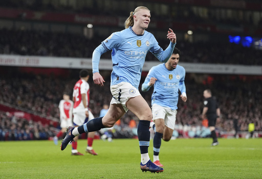 Arsenal demolishes Man City 5-1 while Man United suffers another home defeat in Premier League