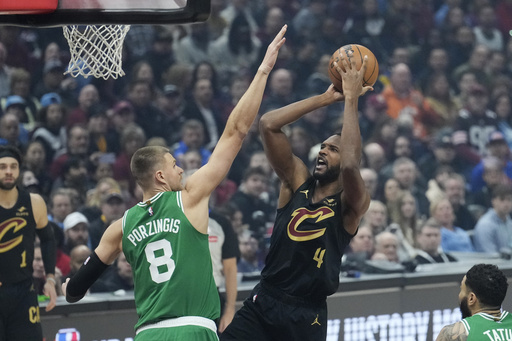 Jayson Tatum nets 22 points as Celtics fend off Cavaliers 112-105 in clash of East’s top teams.