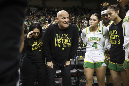 Londynn Jones nets season-best 21 points to guide top-ranked UCLA past Oregon 62-52