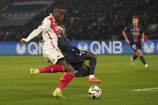 Kvaratskhelia nets inaugural goal for PSG in dominant victory over Monaco as they top Ligue 1.