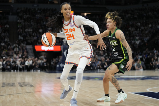 Sources indicate DeWanna Bonner is set to sign with the Indiana Fever.