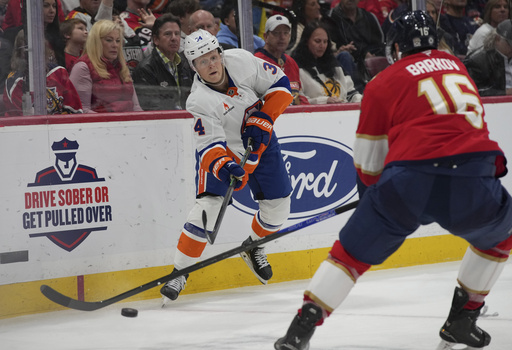 Carter Verhaeghe nets his 4th career hat trick in Panthers’ 6-3 win against the Islanders