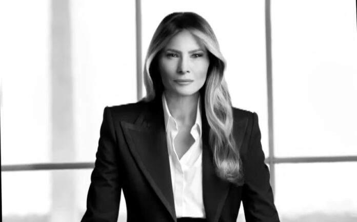 Melania Trump's New Portrait Causes Controversy! (Photo: Entertainment Tonight/YouTube)