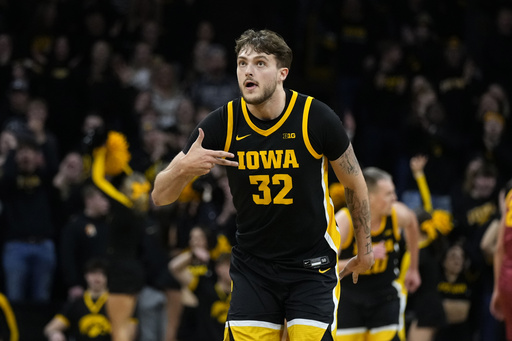 Owen Freeman from Iowa set for surgery on finger, ending his season