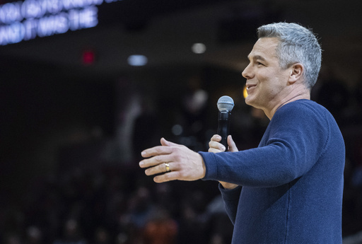 McKneeley contributes 20 points and Ames adds 18 as Virginia defeats Georgia Tech 75-61.