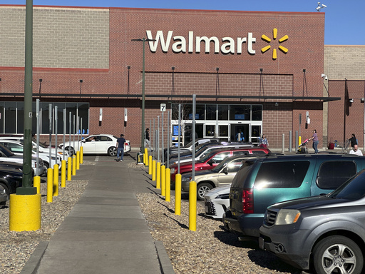 Michigan judge orders Walmart shoplifters to clean cars in the parking lot as punishment