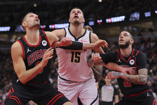 Lonzo Ball signs a two-year contract extension with the Chicago Bulls.