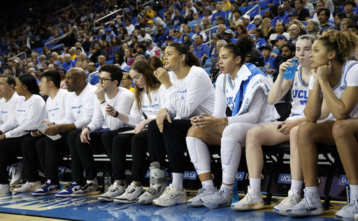 Top-ranked UCLA’s Lauren Betts sidelined due to right foot injury