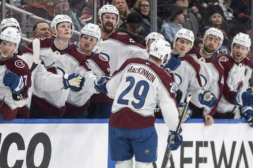 Necas nets clinching goal in third period, leading Avalanche to 5-4 victory over Oilers