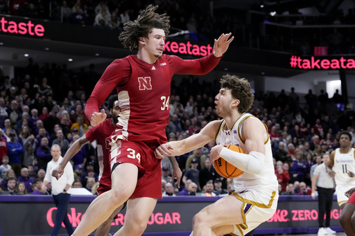 Brice Williams and Juwan Gary lead Nebraska to overcome 20-point gap for a 68-64 win against Northwestern