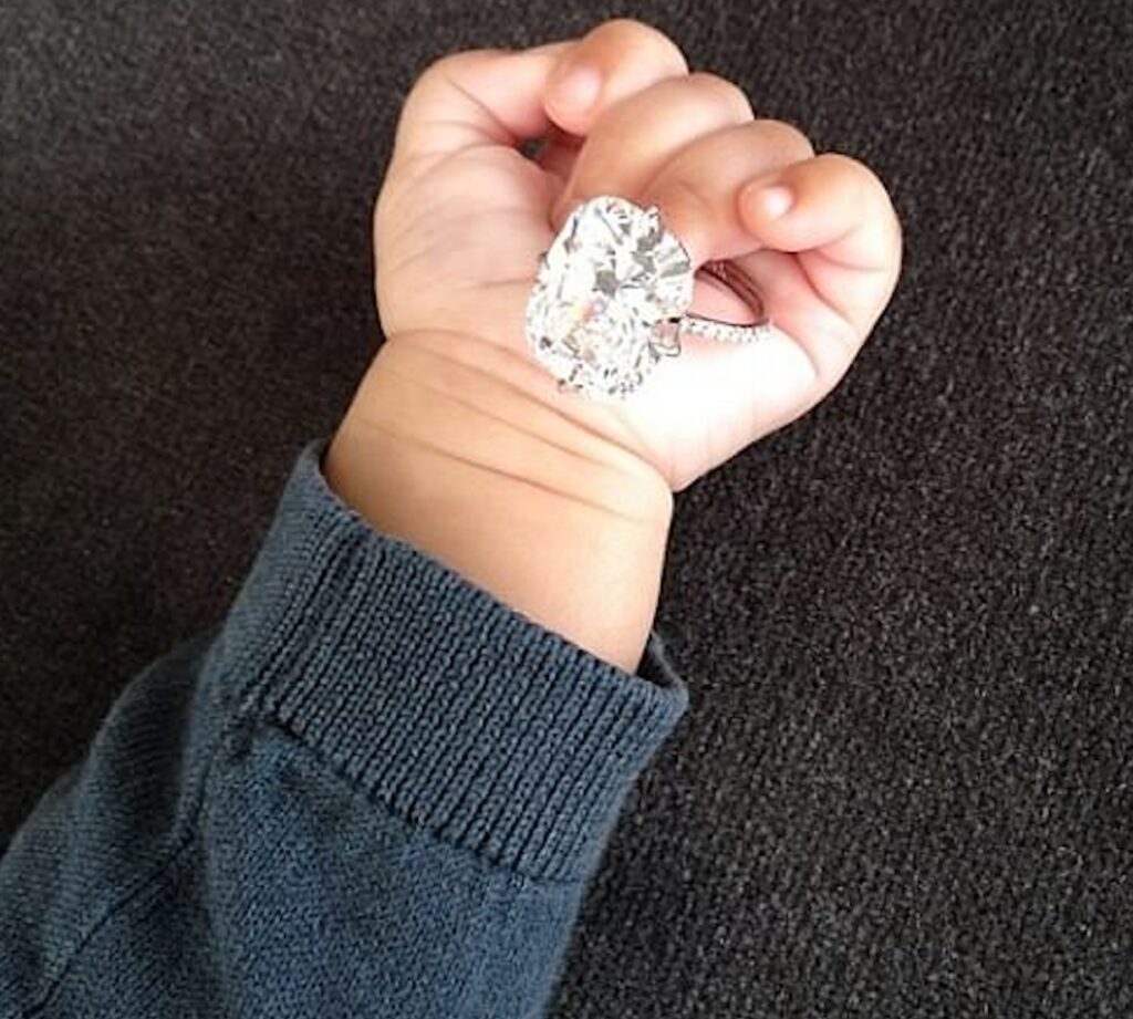 Kim Kardashian million-diamond ring