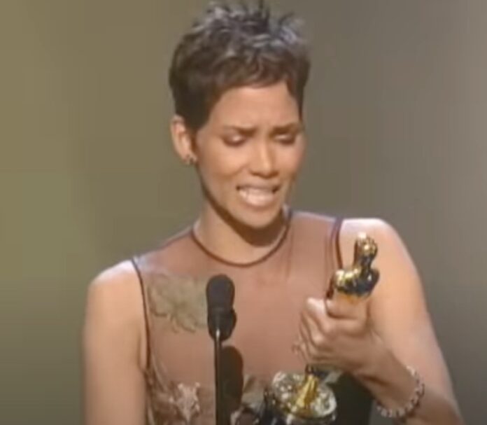 Halle Berry calls for change: Fed up with being the only black woman to have won an Oscar (Photo: Oscars 2002/YouTube)